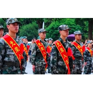 Is it difficult to join the army after graduating from high school? Is there still a chance?