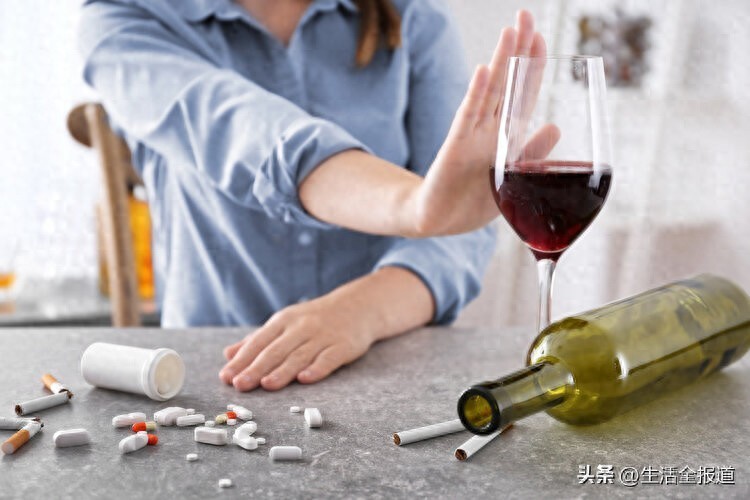 Cefuroxime and alcohol, just go! In addition to Cefuroxime, these 5 medicines should not be taken wi(图1)